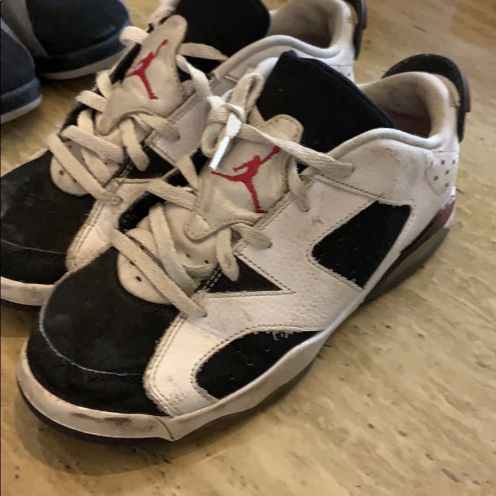 Jordan 2 pair - Picture 2 of 3